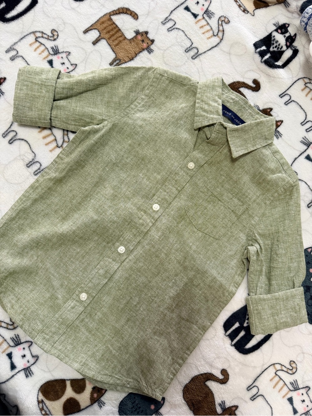 5x$30 Janie & Jack button down shirt
Olive Green